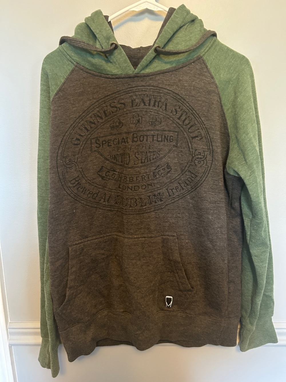 Guinness Brown Body Green Sleeve Raglan Hoodie with Logo Print
